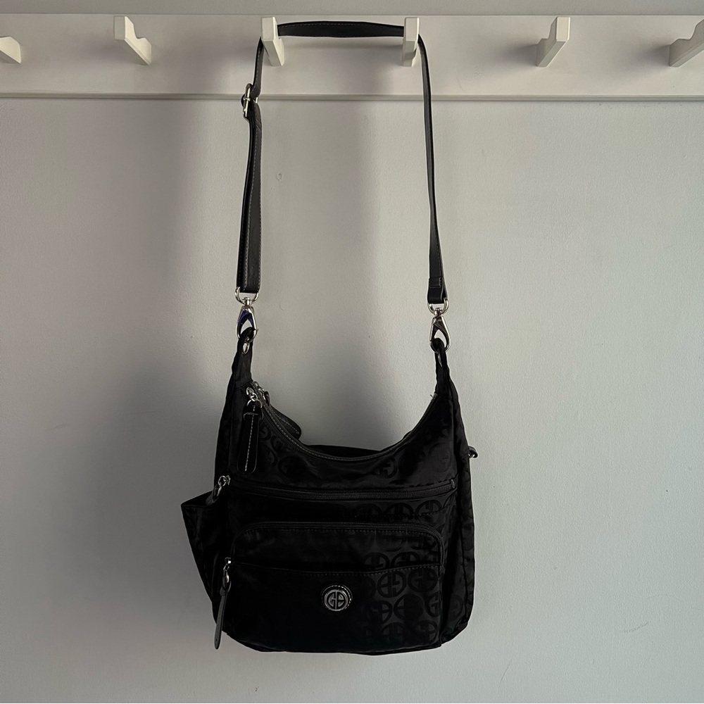 Black Women's Shoulder Bag - Stylish Everyday Crossbody